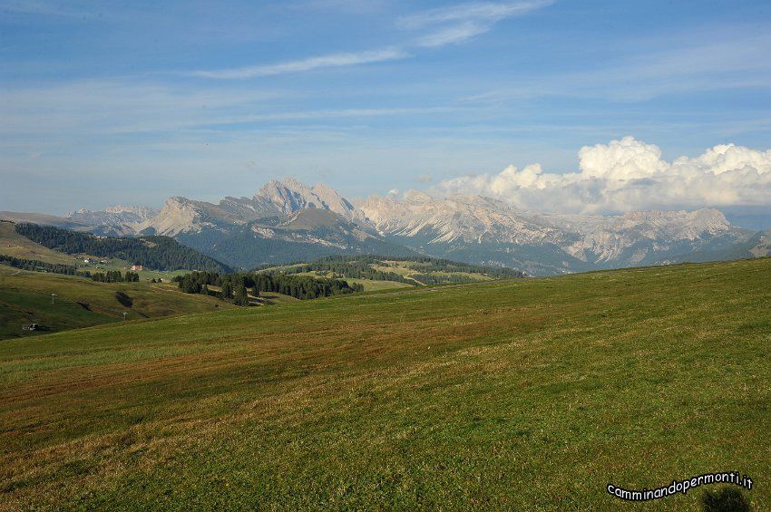 173 Panorama verso le Odle.JPG